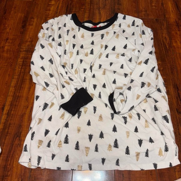 Macy's Family PJ's Women's Pajama Top - Black and White - Picture 1 of 3